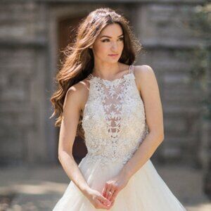 NEW Never Worn Maggie Sottero (Lisette) Wedding Gown - Sz 8 altered to 6